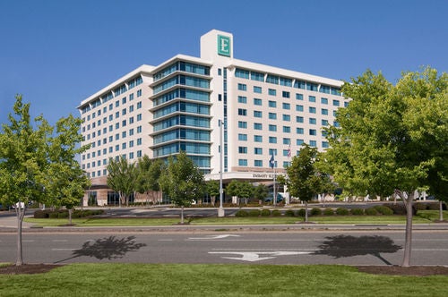 Embassy Suites Hampton Roads—Hotel, Spa and Convention Center